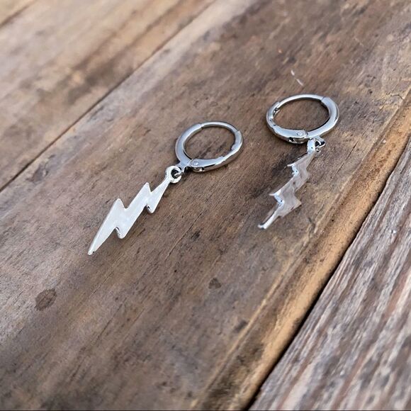 Lightning Bolt Huggie Hoop Earrings White Gold Dangle Charm Earrings - Picture 3 of 3